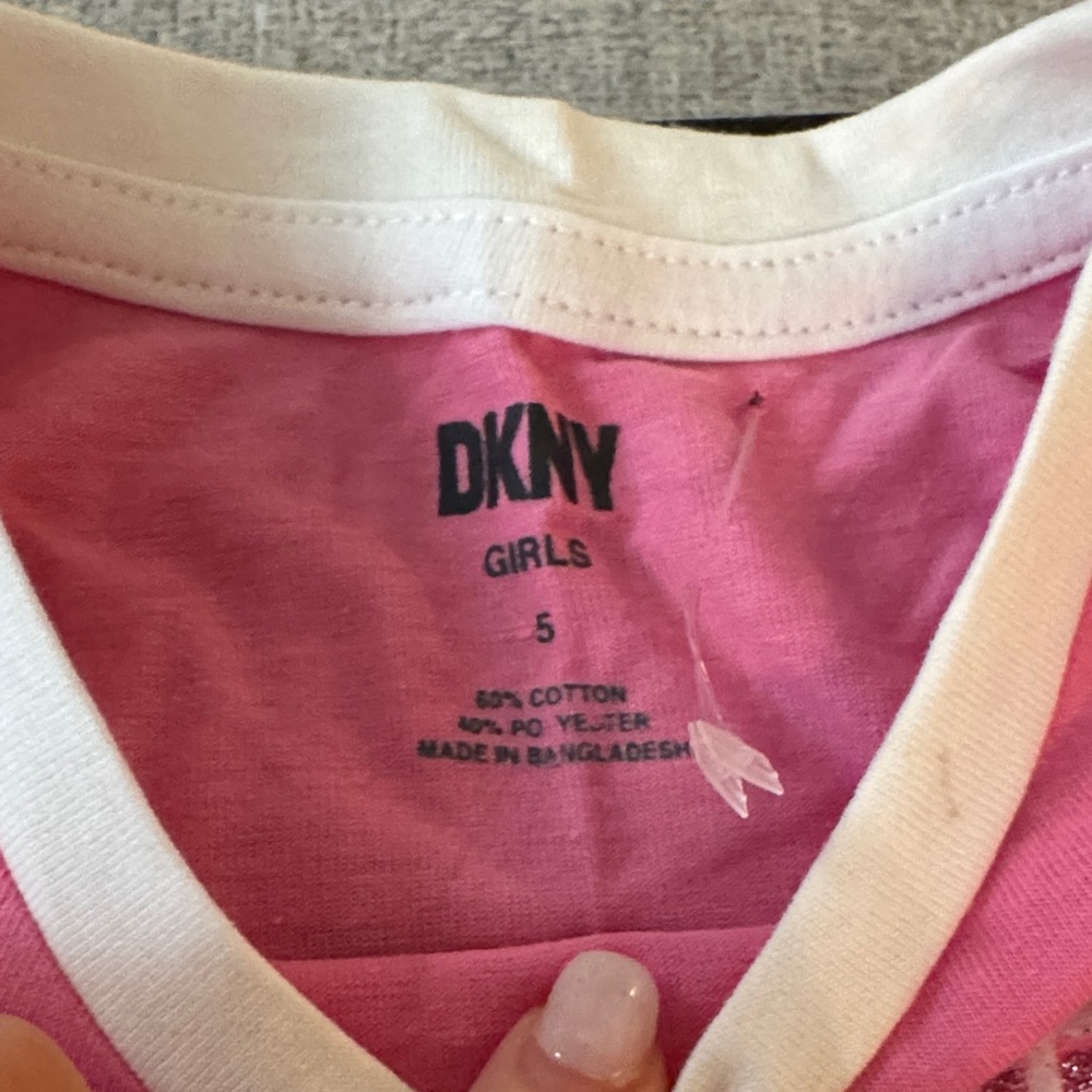 DKNY Girls Pink Graphic Tee and Denim Skirt Set Kids 5T - Picture 2 of 9